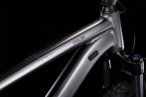 CUBE ANALOG flashgrey´n´red 2022 **last large