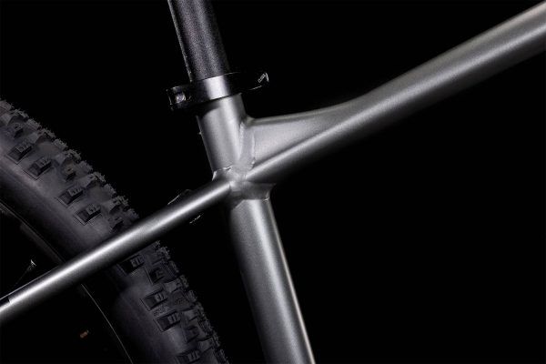 CUBE ANALOG flashgrey´n´red 2022 **last large