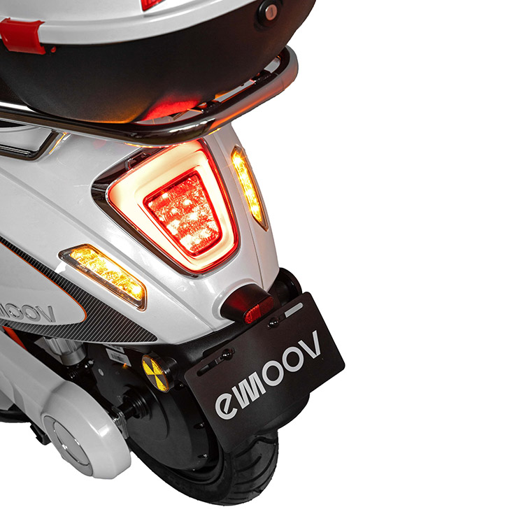 ΗΛΕΚΤΡΙΚΟ Μηχανάκι SCOOTER emoov "EGO" ΛΕΥΚΟ 3000W 72V40Ah