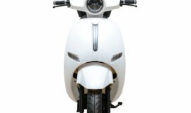 ΗΛΕΚΤΡΙΚΟ ΜΗΧΑΝΑΚΙ ELECTRIC SCOOTER URANUS 3000W ΛΕΥΚΟ ΜΕ ΔΙΠΛΗ ΜΠΑΤΑΡΙΑ
