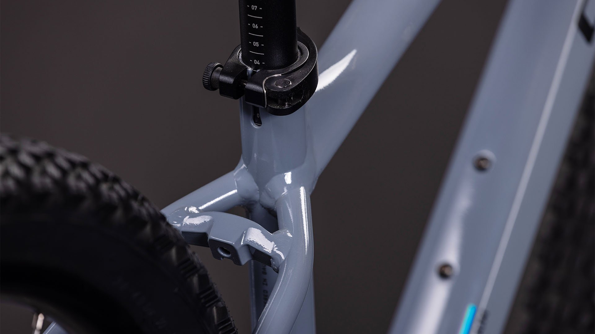 CUBE AIM ONE smoke´n´black - 2026