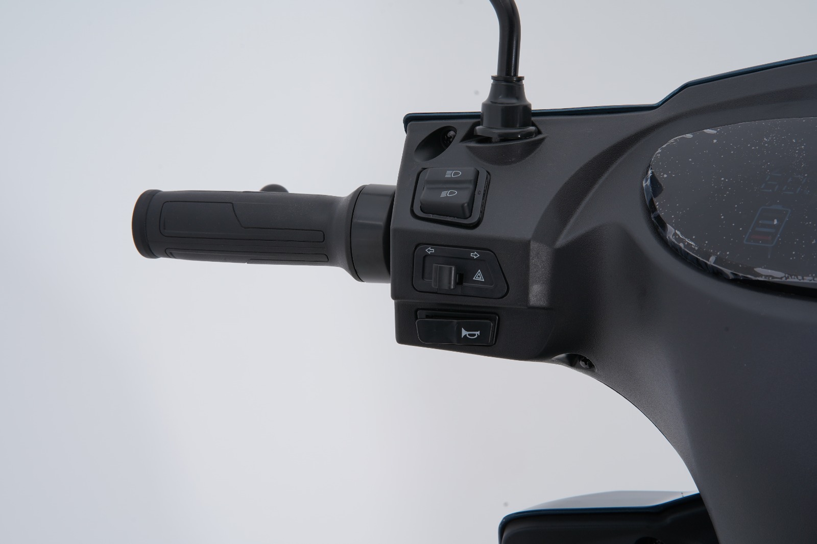 Ηλεκτρικό Μηχανάκι "ZX" ΜΑΥΡΟ ELECTRIC 2000W 60V30Ah