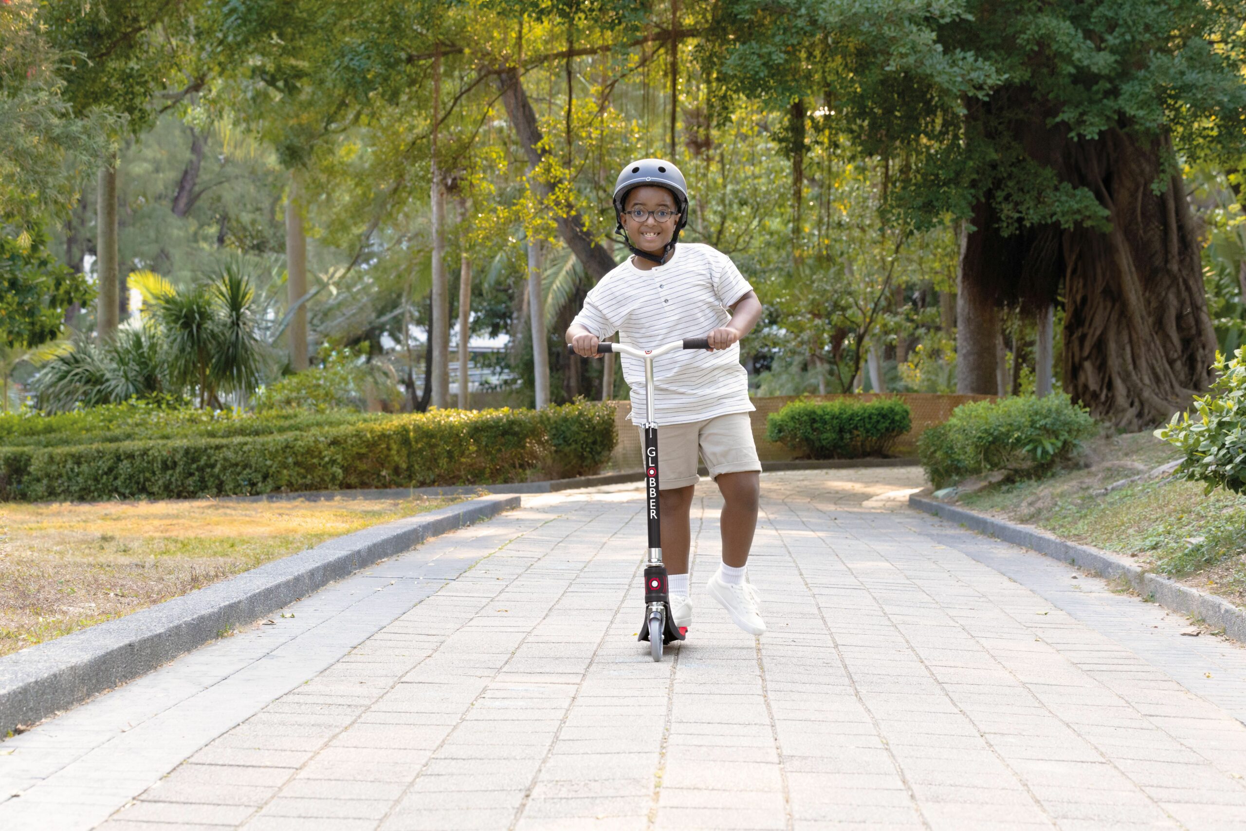 Πατίνι Globber Foldable Flow 125 Μαύρο