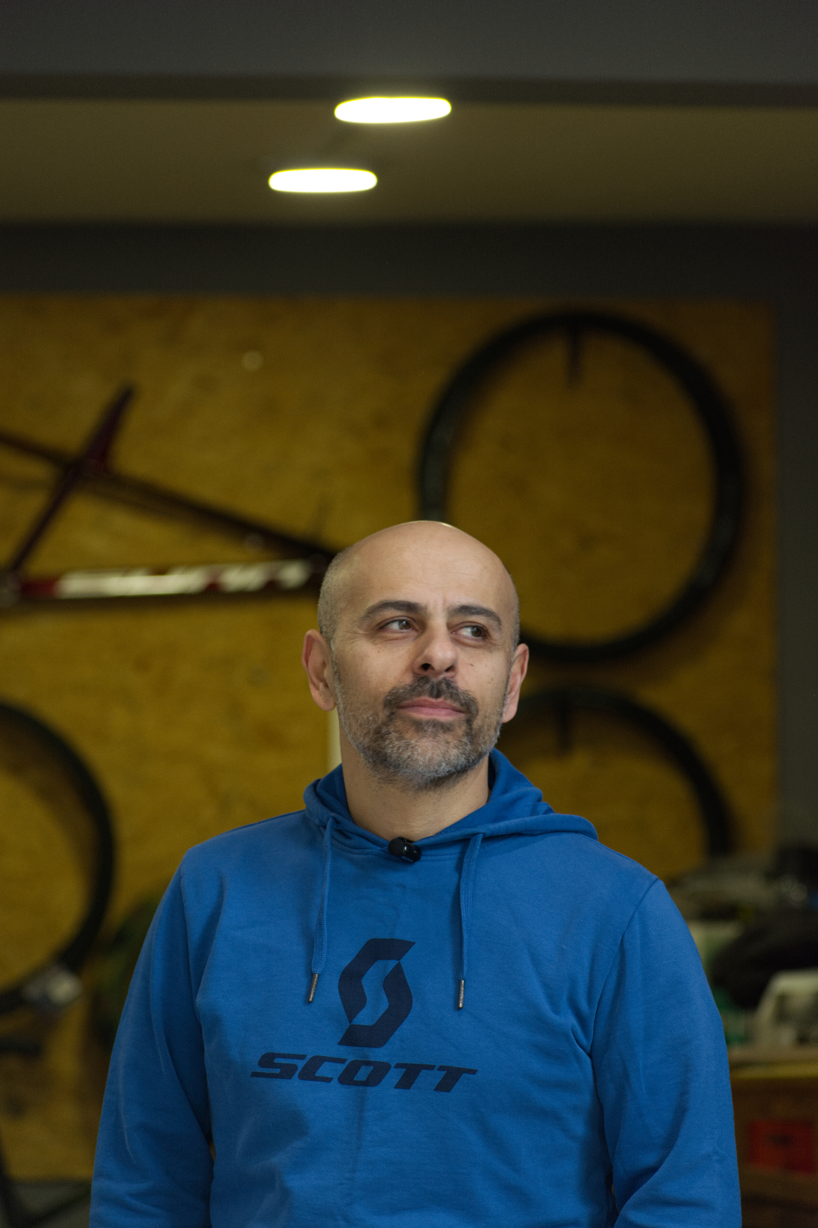 ΛΑΖΑΡΟΣ ΚΥΖΙΡΙΔΗΣ