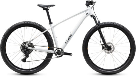 CUBE AIM ONE metallicwhite´n´black - 2027